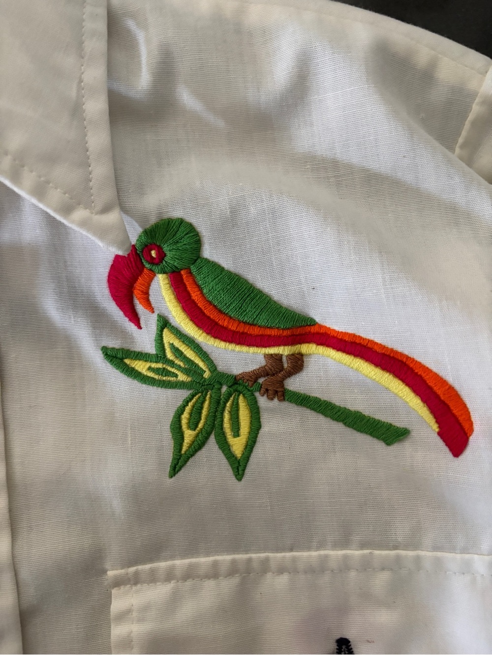 Levi’s 1970s vintage cream Western Shirt Colorful Embroidered Flower & Parrot - Picture 11 of 14